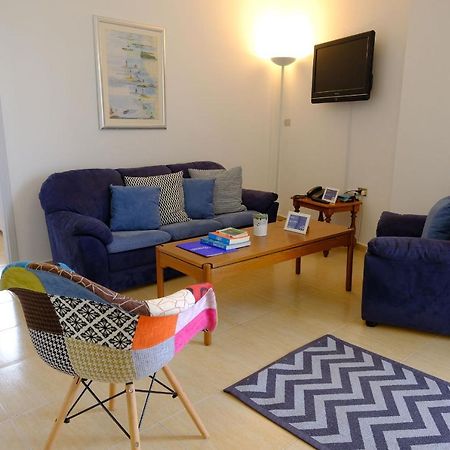 Hotel Wakim Броумана Екстериор снимка