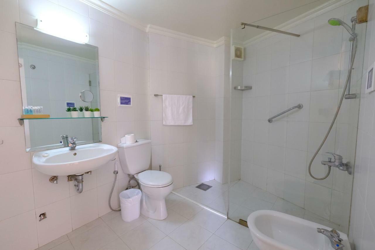 Hotel Wakim Броумана Екстериор снимка