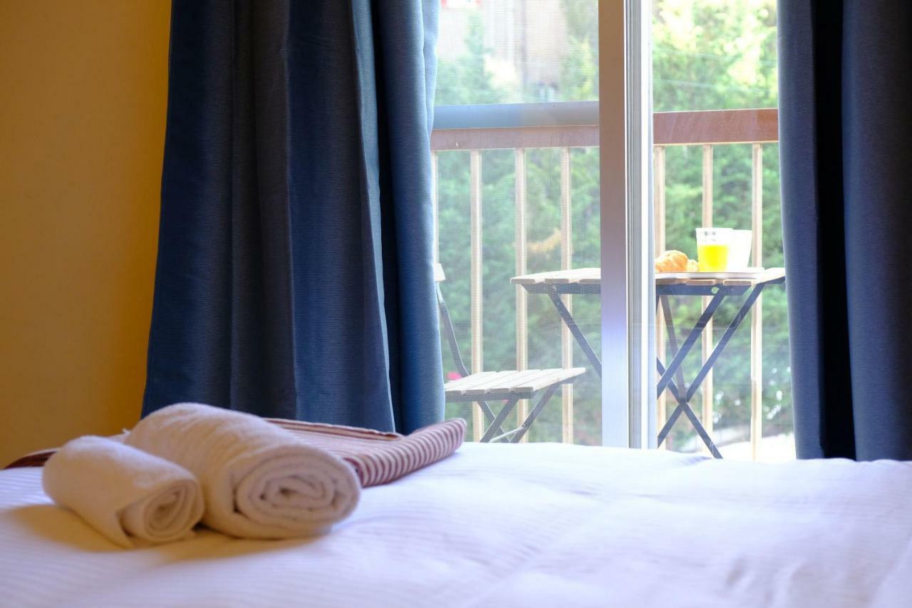 Hotel Wakim Броумана Екстериор снимка